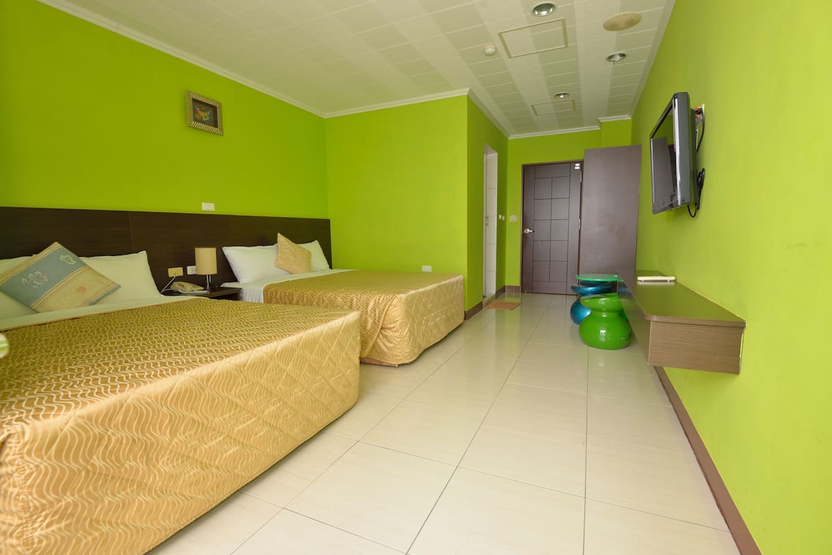 Blackout curtains, free WiFi, bed sheets