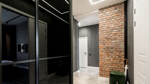 Design Apartment (Sverdlova Street 24) | 1 soverom, sengetøy i egyptisk bomull og sengetøy av topp kvalitet