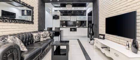 Luksushuoneisto, 1 makuuhuone (Lenina Street 11) | Oleskelualue | 42–tuumainen taulutelevisio, jossa kaapelikanavat