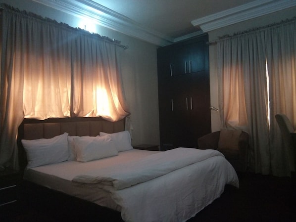 Bureau, Wi-Fi gratuit