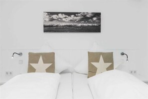 2 Schlafzimmer, Reisekinderbett, WLAN, Bettwäsche