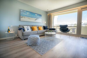 TV - Apartment 253 Fresh breeze (ID 011) (Sankt Peter-Ording)