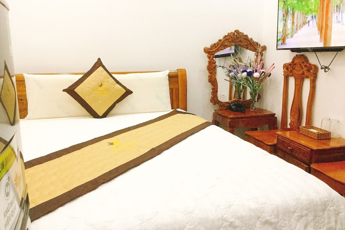 Standard Double Room | Desk, free WiFi