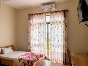 Unclassified image, 5 of 5, button - TIC Guesthouse (Tuy Hoa)