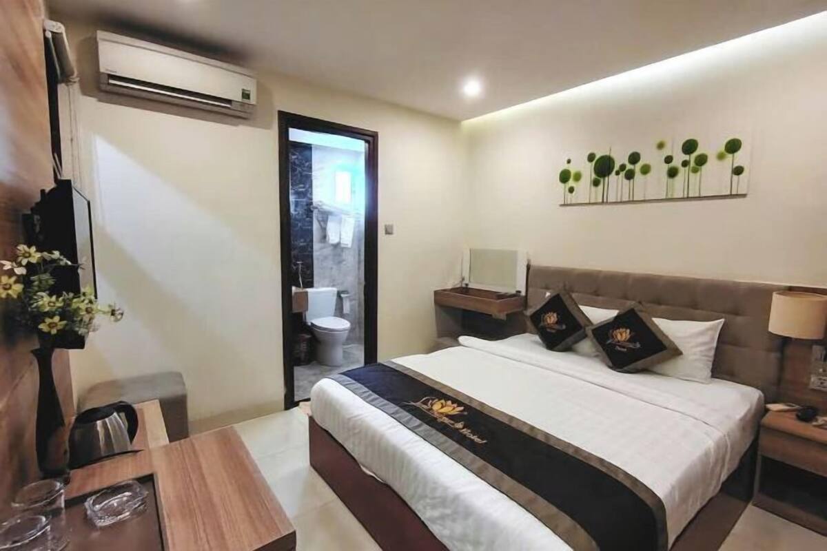 Minibar, in-room safe, desk, soundproofing