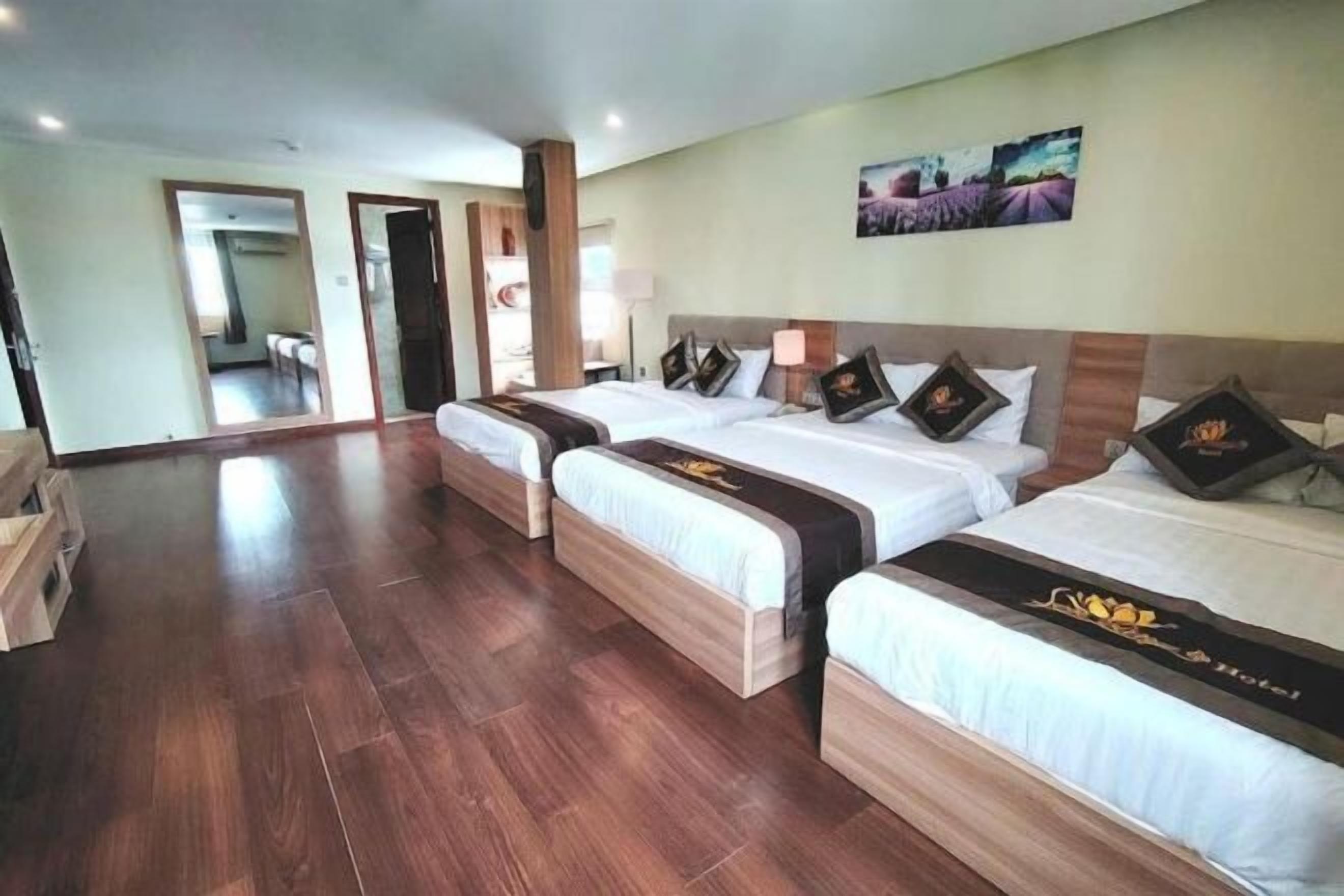 Minibar, in-room safe, desk, soundproofing