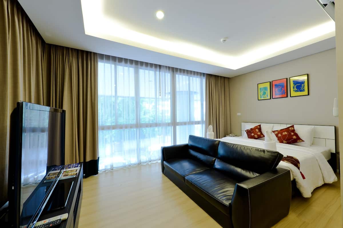 1 bedroom, in-room safe, blackout curtains, iron/ironing board