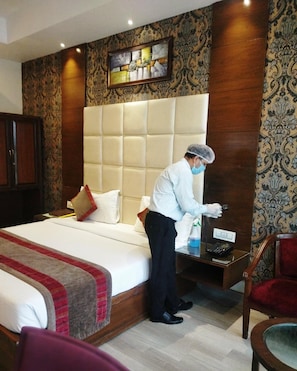 Premium bedding, desk, iron/ironing board, rollaway beds