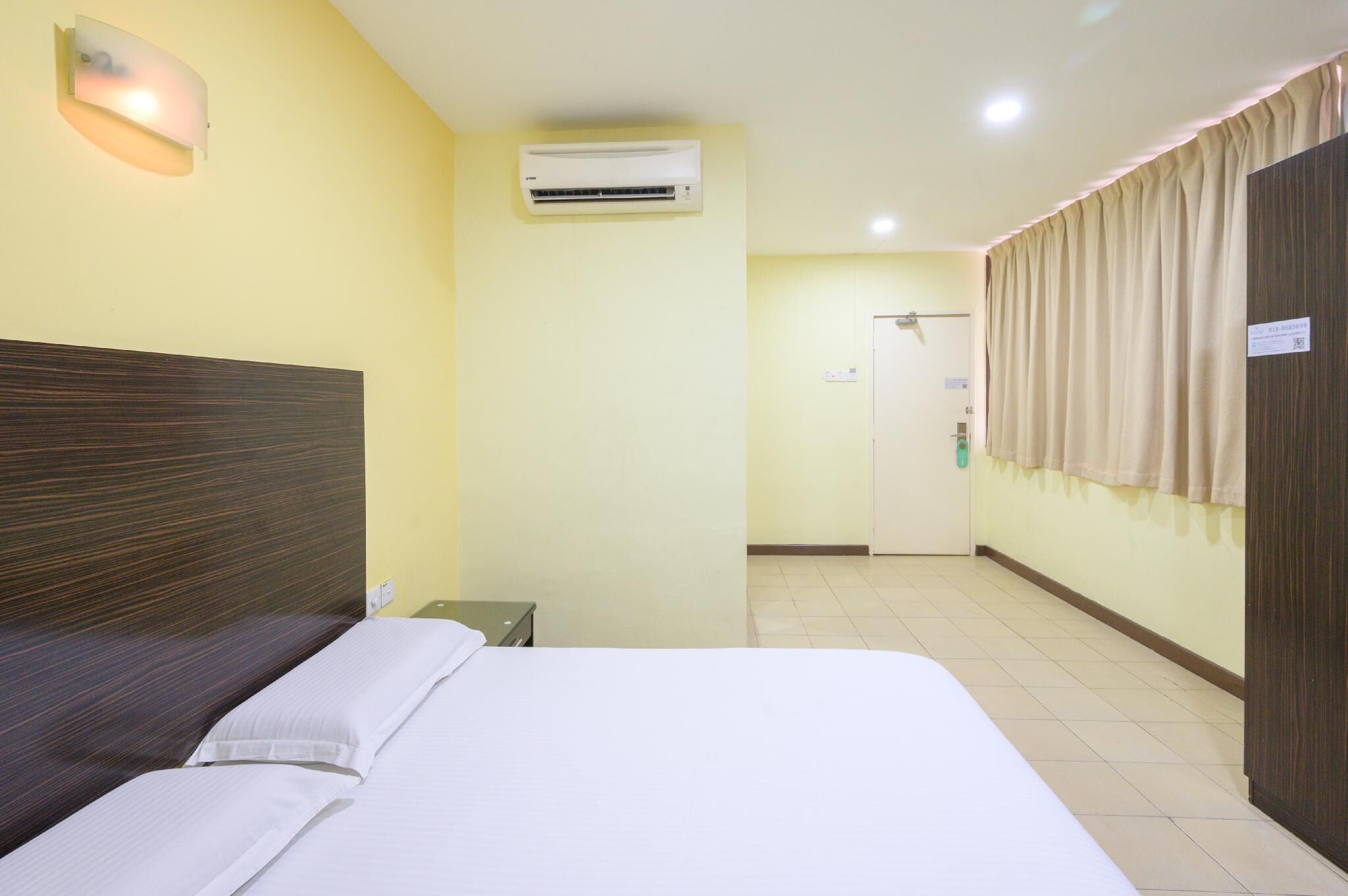 Desk, iron/ironing board, free WiFi, bed sheets