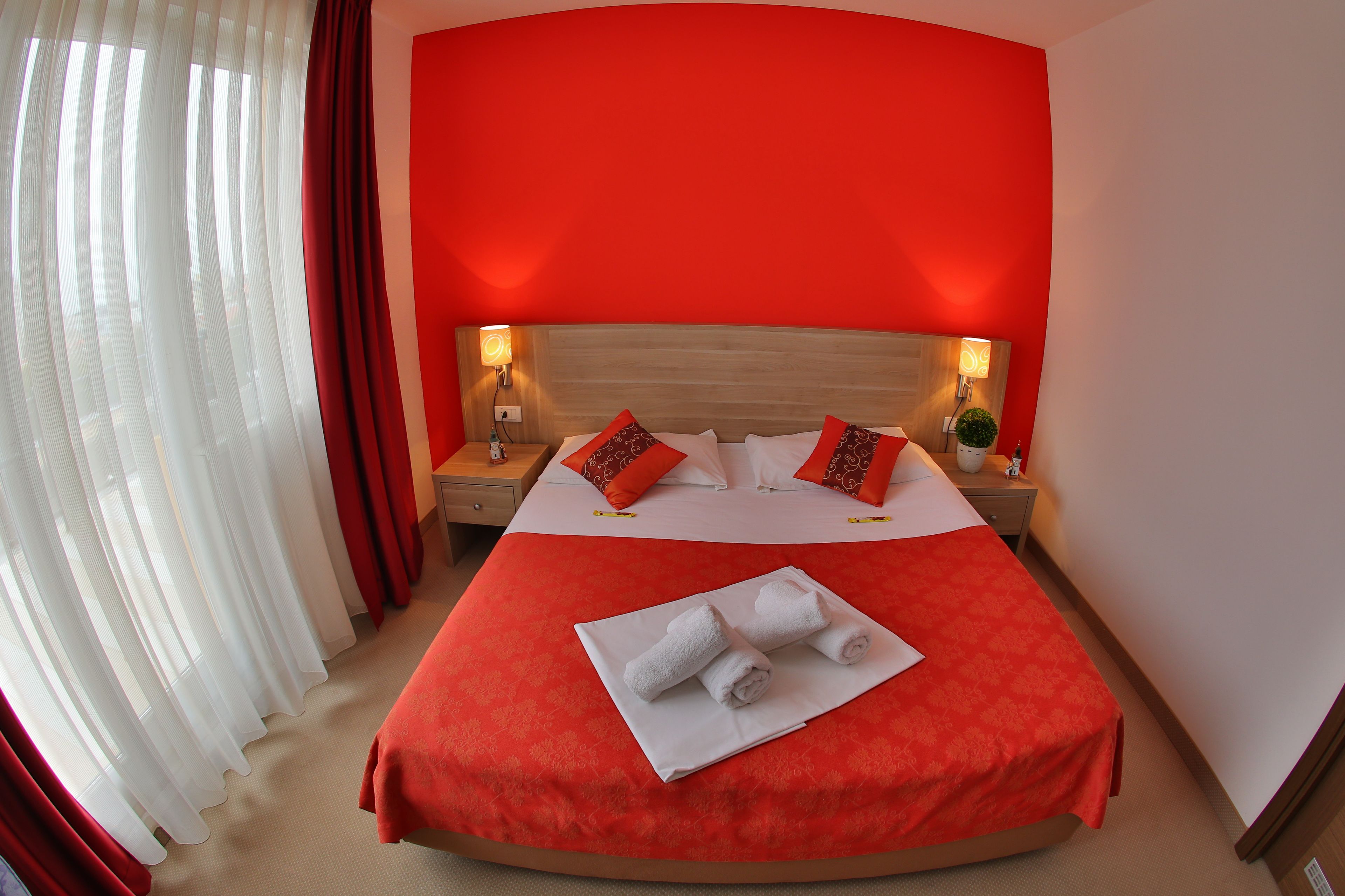 suite | minibar, in-room safe, desk, iron/ironing board