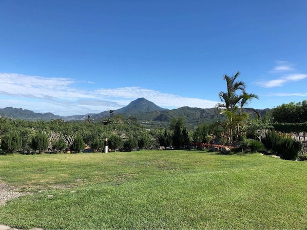 Mountain view - 6636 B&B (Taitung)