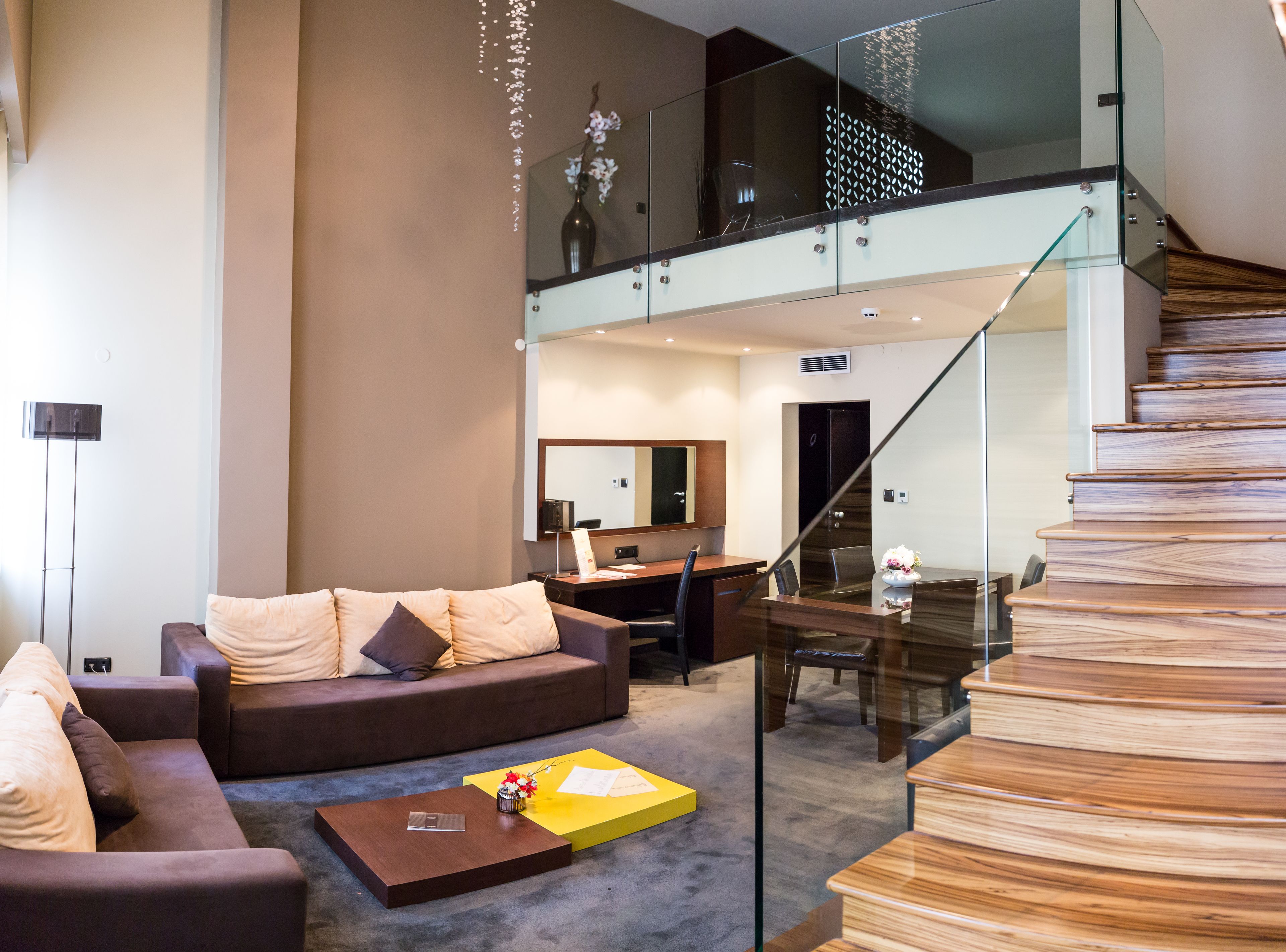 luxury apartment, 1 bedroom | living area | flat-screen tv