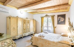 2 camere, culla da viaggio, Wi-Fi gratuito, lenzuola