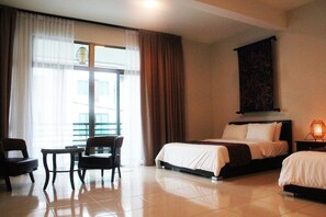 Nhà (7-bedroom) | 7 phòng ngủ, bàn ủi/dụng cụ ủi quần áo 