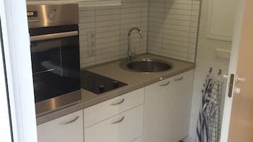 Apartemen Bisnis, 2 Tempat Tidur Twin, kamar mandi pribadi | Dapur pribadi | Lemari es di ruangan bersama dan microwave di ruangan umum