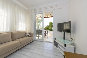 Duplex, 2 Bedrooms | Terrace/patio