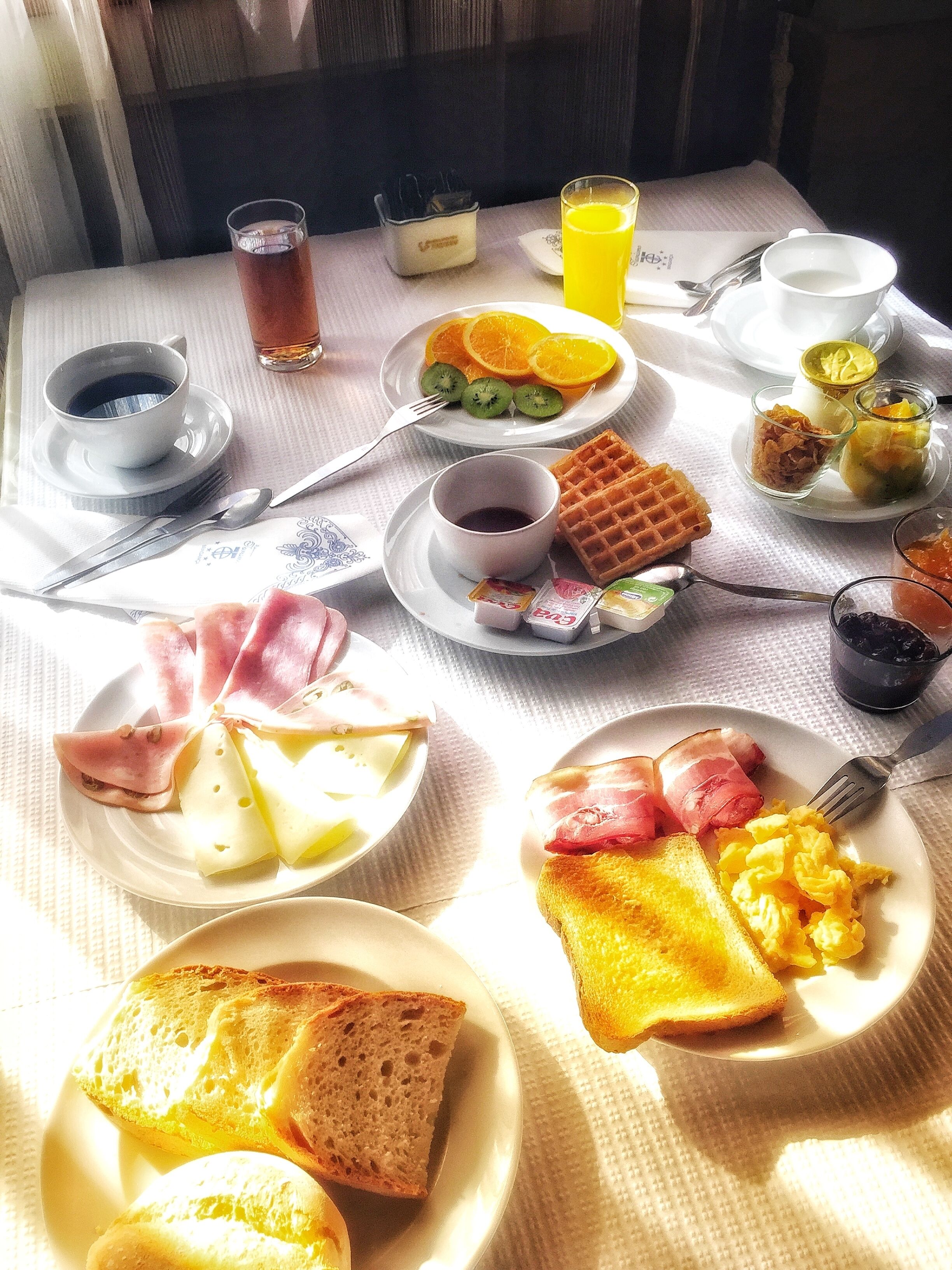 daily buffet breakfast (eur 7.50 per person)