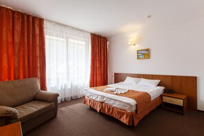Superior Double Room | Minibar, desk, iron/ironing board, free cots/infant beds - Velia Guesthouse (Krasnaya Polyana)