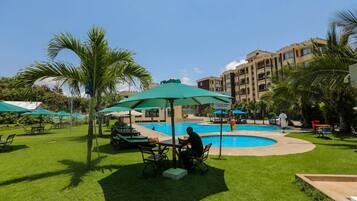Sun deck