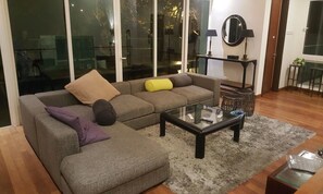 House, 5 Bedrooms - La Maison 100 (Kuala Lumpur)