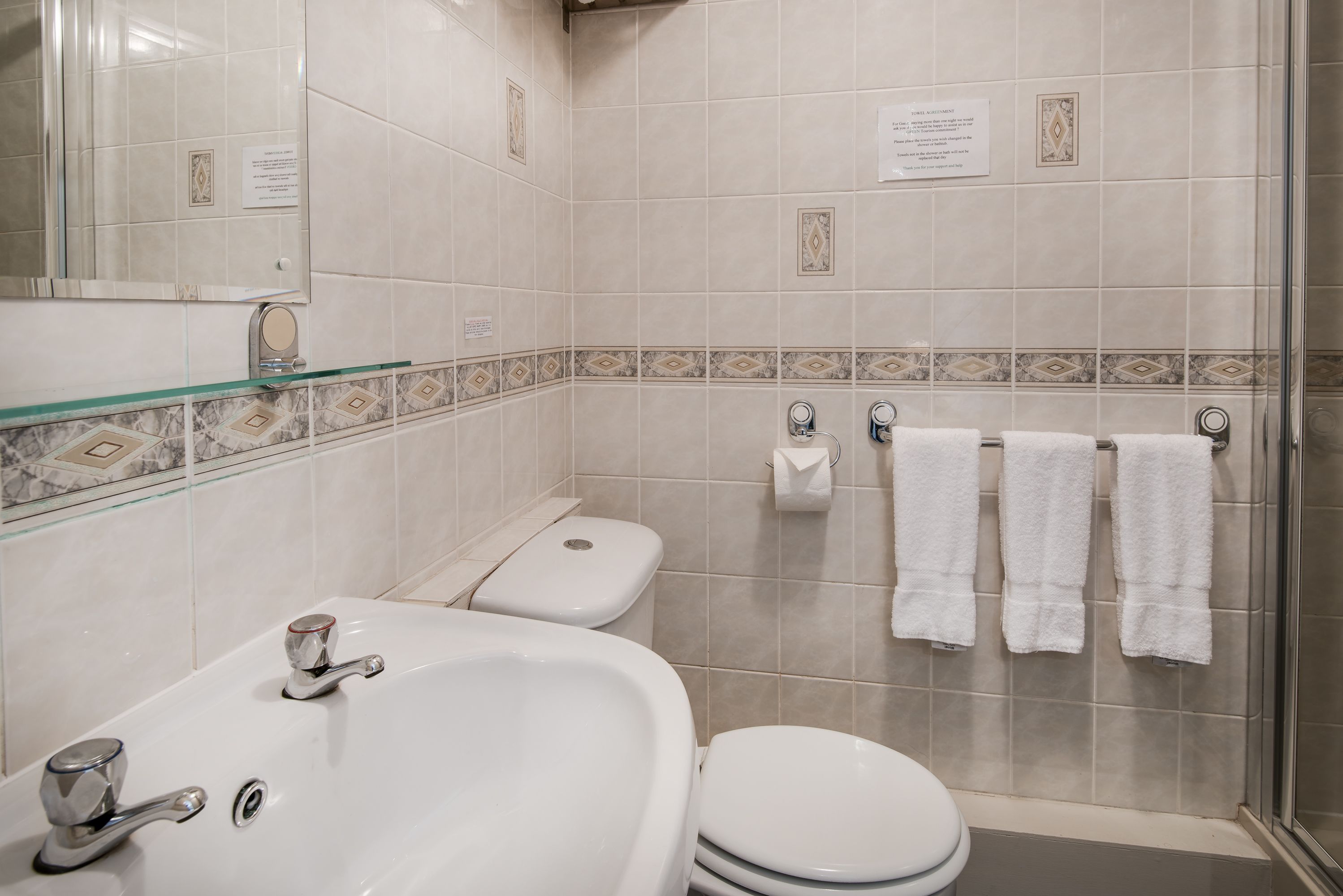 classic triple room | bathroom | hair dryer, towels