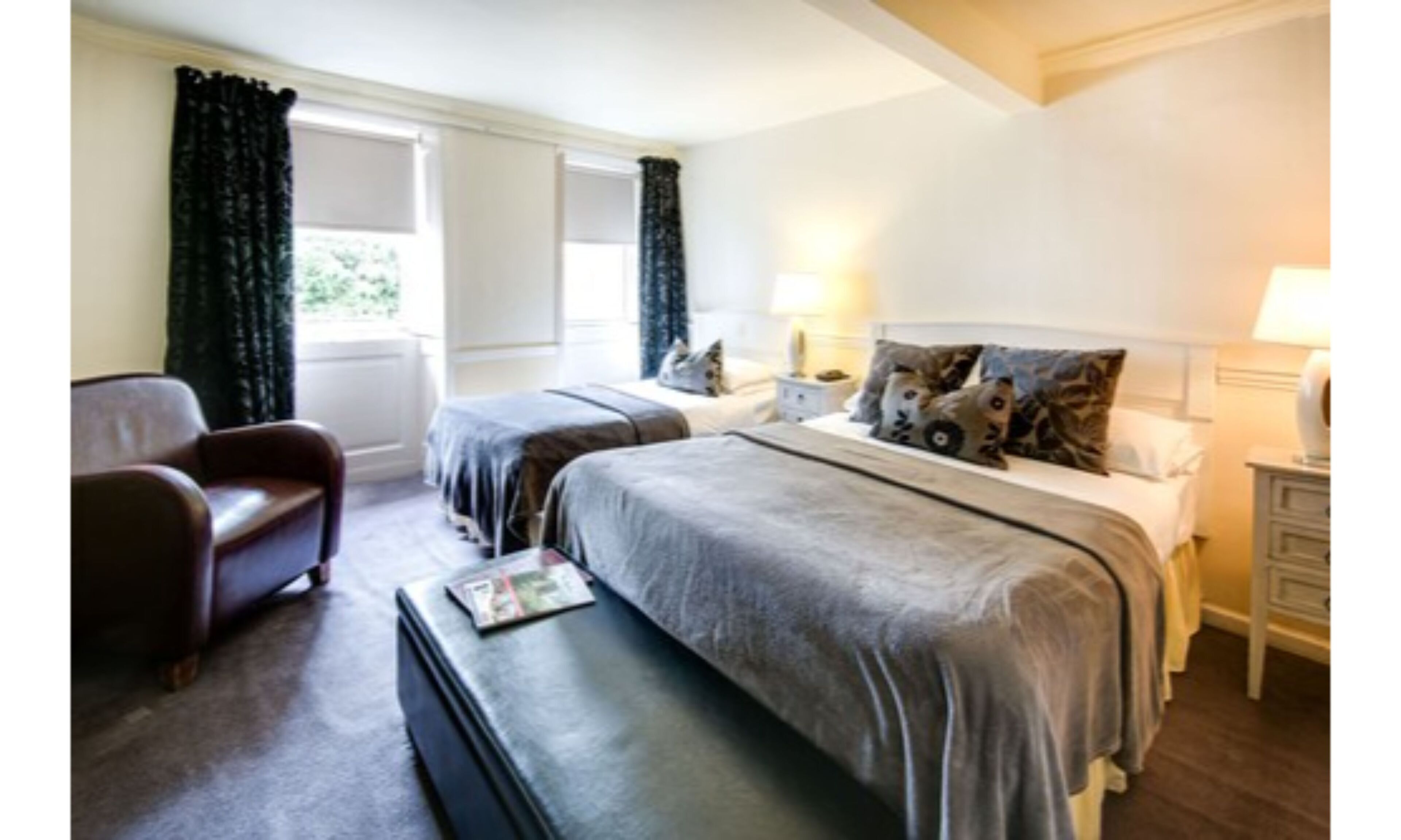 family room (with shower) | premium bedding, desk, iron/ironing board, free wifi