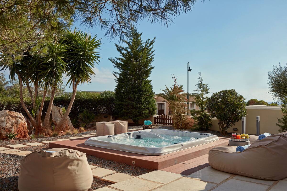 Villa, 4 Bedrooms, Hot Tub, Sea View (Pool Access ) | View from room