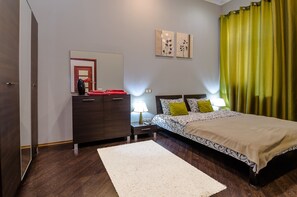 Room amenity - Rent Kiev Lva Tolshtoho Square (Kyiv)