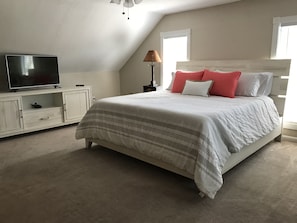 3 habitaciones, tabla de planchar con plancha y cuna de viaje
