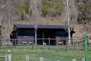 Front of property - Hotel Cruells (Planoles)