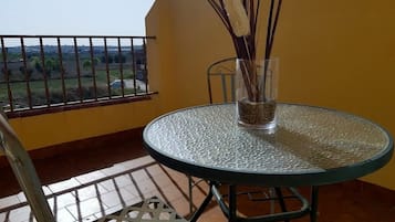 Double Room, 1 Double or 2 Twin Beds | Terrace/patio