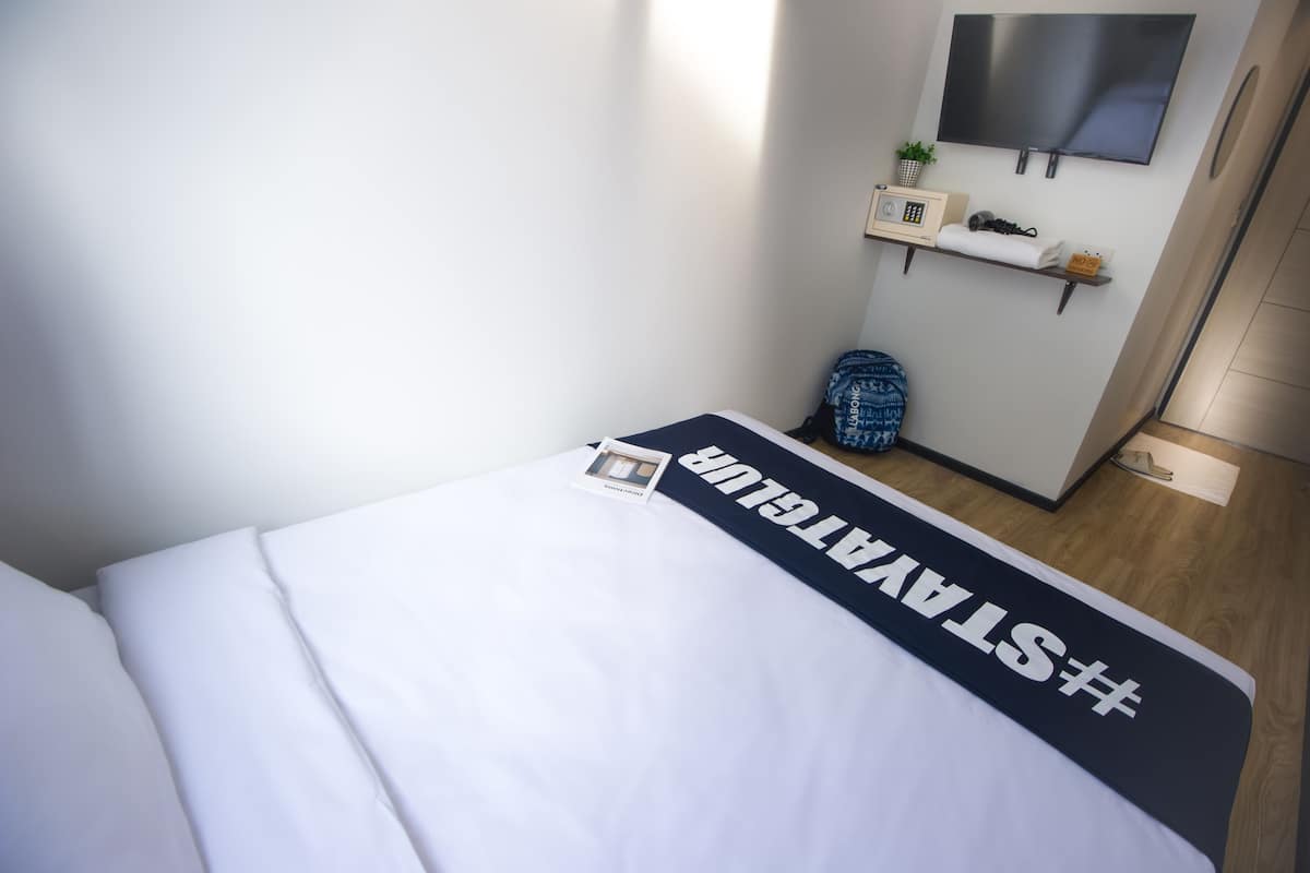 Coffres-forts dans les chambres, rideaux occultants, Wi-Fi gratuit