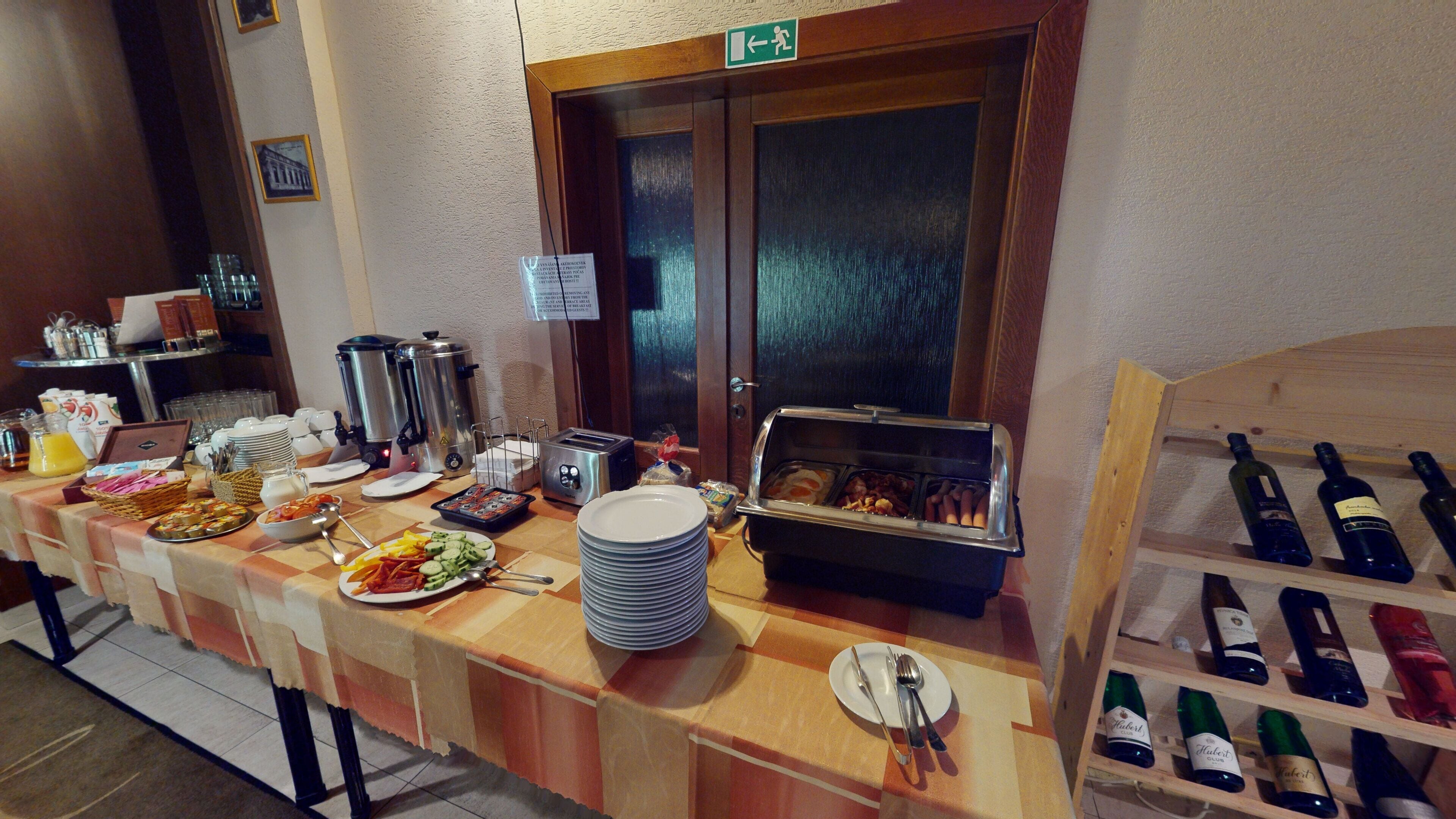 Tägliches inbegriffenes einheimisches Frühstück