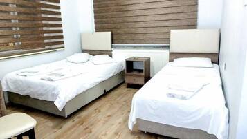 Phòng Tiêu chuẩn | Két bảo mật tại phòng, bàn, phòng cách âm, bàn ủi/dụng cụ ủi quần áo