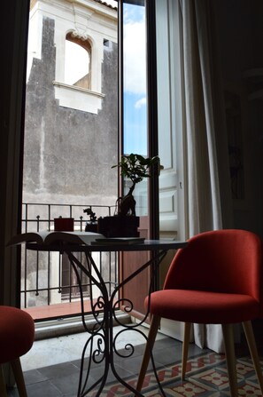 Romantisk rom, 1 queensize-seng | Utsikt fra rommet