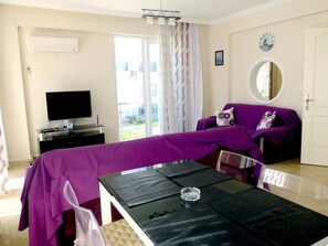 Double Room | Living area | LCD TV - Villa Buketi Mirage Apartments (Fethiye)