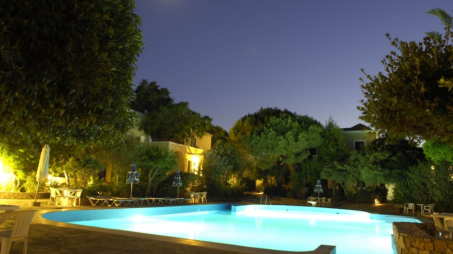 Kalydna Island Hotel
