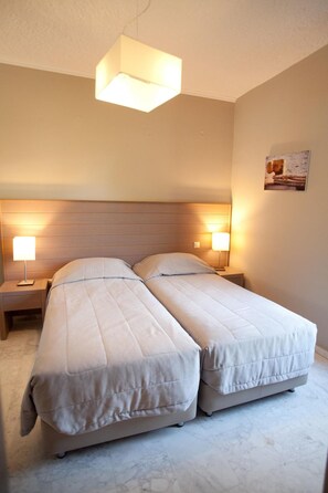 1 quarto, roupas de cama premium, escrivaninha, quartos à prova de som