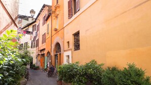 Exterior - Downtown Trastevere (Rome)
