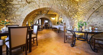 Casale905