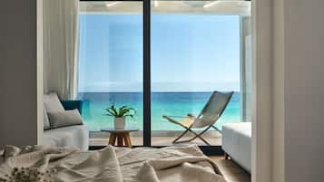 Seaside Suite with Panoramic Sea View | 1 kamar tidur, seprai katun Mesir, dan seprai premium