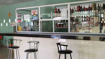 Bar (en la propiedad)