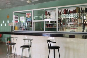 Bar (in der Unterkunft)