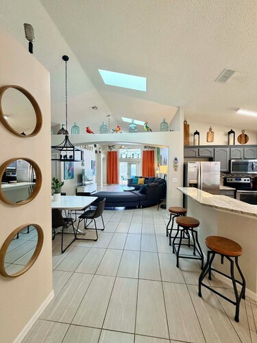 TOP-RATED Disney Villa! 5BR/4BR, Heated South-Facing Pool, 3 Miles to Disney