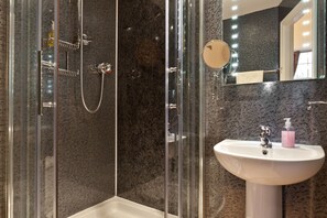 Bathroom - Watermill Inn & Brewing Co (Kendal)