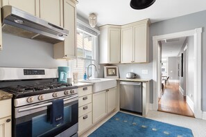 Fridge, microwave, oven, stovetop - Only 1 Block to King! | The Sweetgrass (Charleston)