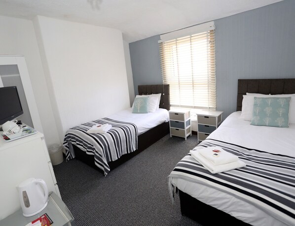 Room - The B'hive Inn (Salford)