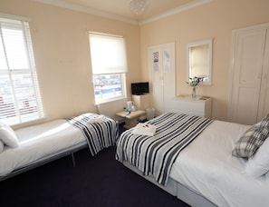 Room - The B'hive Inn (Salford)