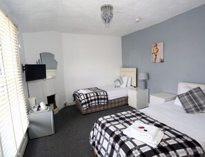 트윈룸, 공용 욕실 | 1 개의 침실