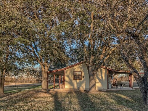 Lone Star Cabin No. 1 - Texas Hill Country